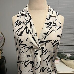 Lush Black and White Patterned Top